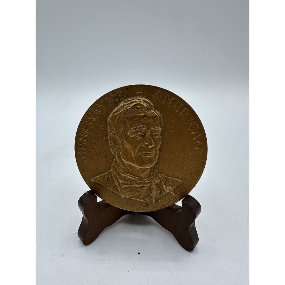 JOHN WAYNE 3" BRONZE 1979 U.S MINT MEDALLION W/ Wooden Stand Pedestal